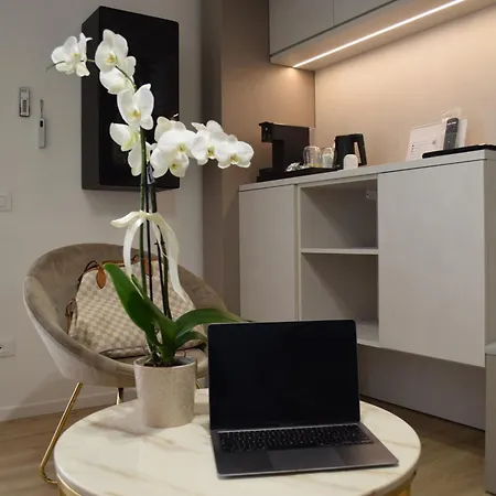 Chic & Charme Luxury Bed and Breakfast