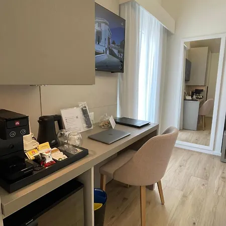 Chic & Charme Luxury Bed and Breakfast Όλμπια