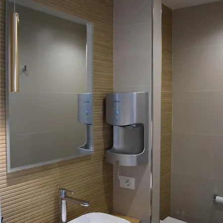 Chic & Charme Luxury 4* אולביה