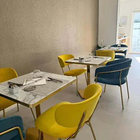 Chic & Charme Luxury 4* Όλμπια