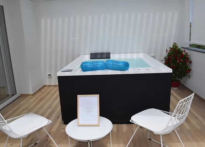 Nocleg ze śniadaniem Chic & Charme Luxury 4*